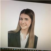 Soy una persona con capacidad para enseñar todo tipo de asignaturas, además me encantan los niños y el cuidado de estos